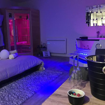 Sweet Love Romantique By Locationslepuyenvelay Le Puy-en-Velay Bagian luar foto