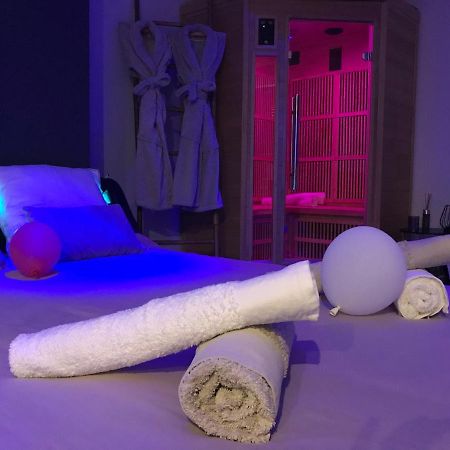 Sweet Love Romantique By Locationslepuyenvelay Le Puy-en-Velay Bagian luar foto