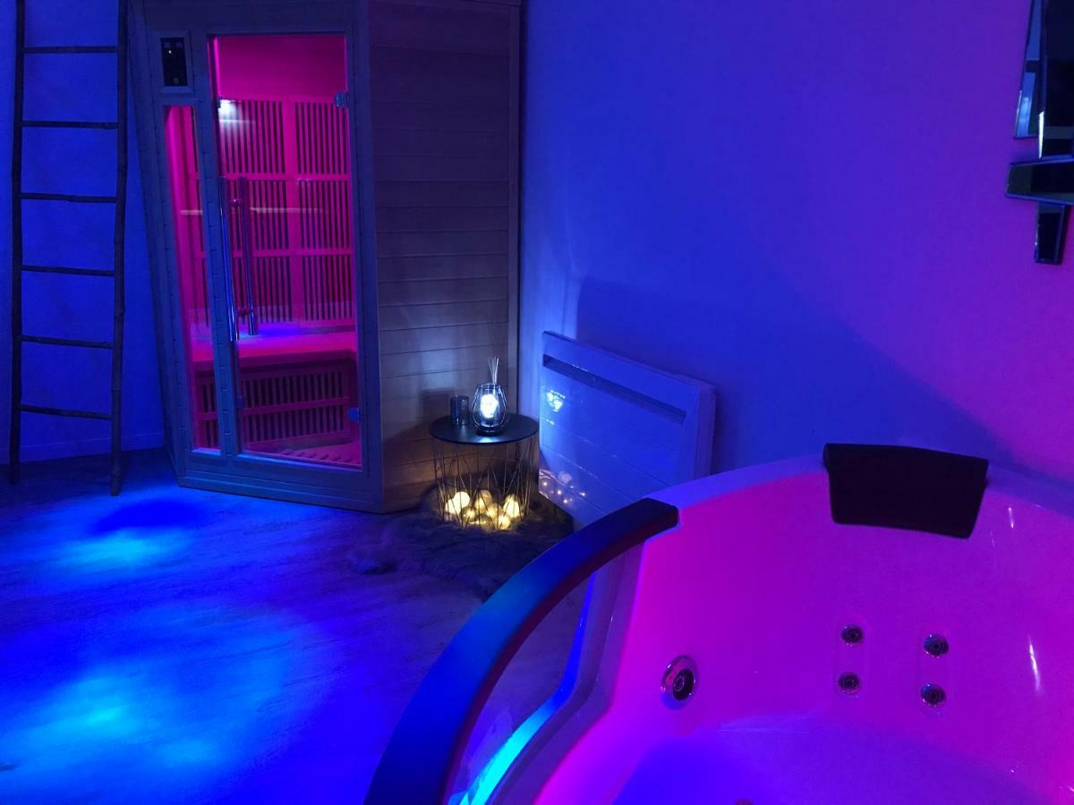 Sweet Love Romantique By Locationslepuyenvelay Le Puy-en-Velay Bagian luar foto