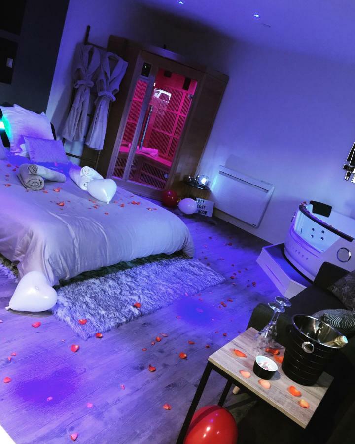 Sweet Love Romantique By Locationslepuyenvelay Le Puy-en-Velay Bagian luar foto